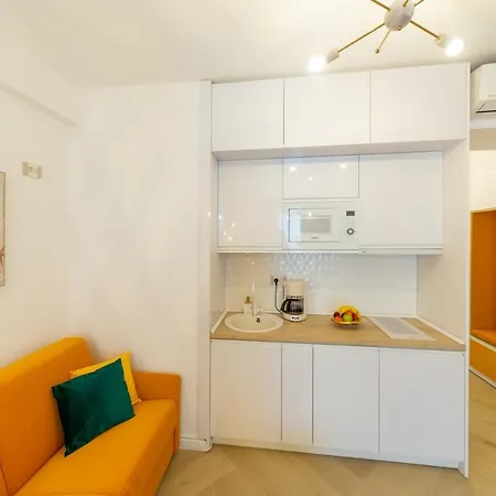 Apartment Amethyst Studio North Mamaia